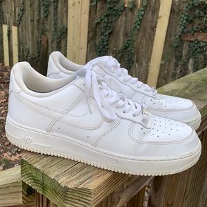 NIKE Air Force 1 all white VGUC Size 9